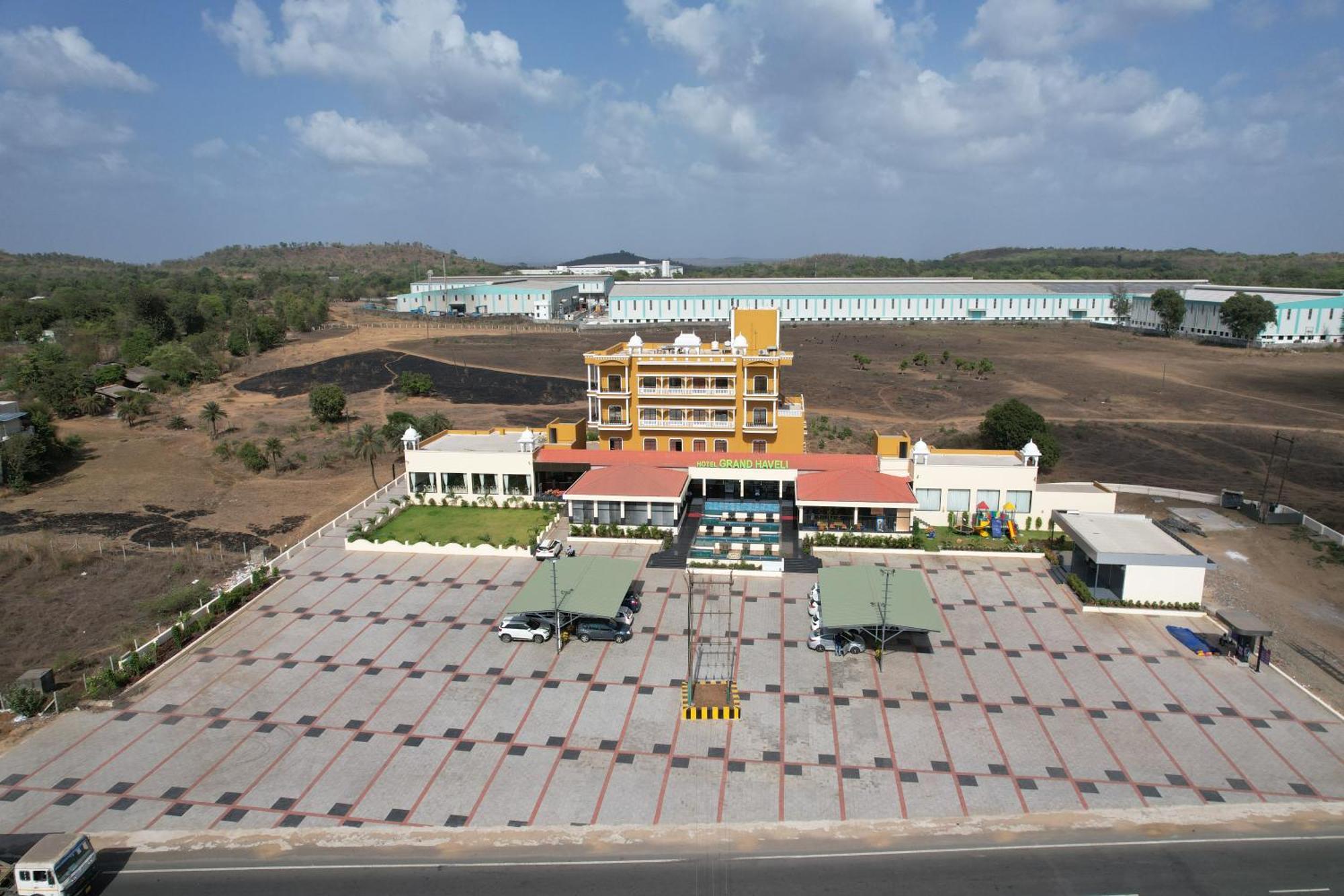 Hotel Grand Haveli Achad Eksteriør billede